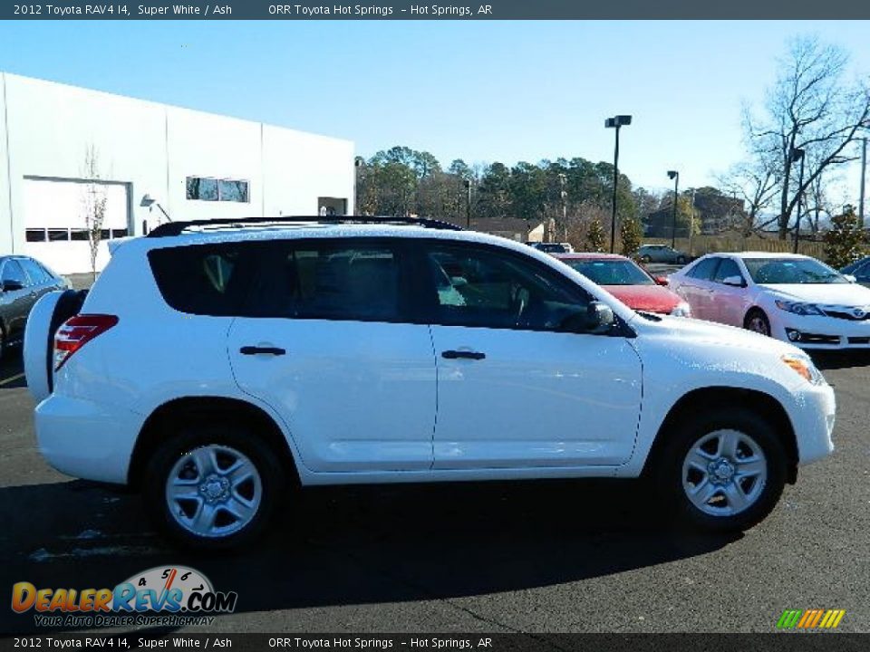2012 Toyota RAV4 I4 Super White / Ash Photo #2