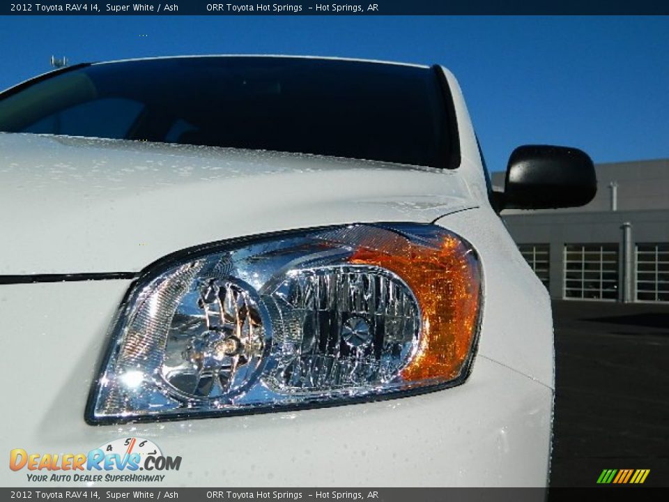2012 Toyota RAV4 I4 Super White / Ash Photo #9