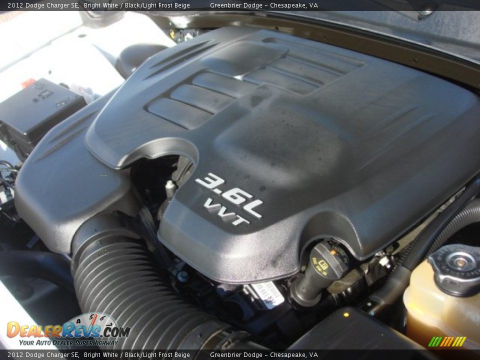 2012 Dodge Charger SE Bright White / Black/Light Frost Beige Photo #17