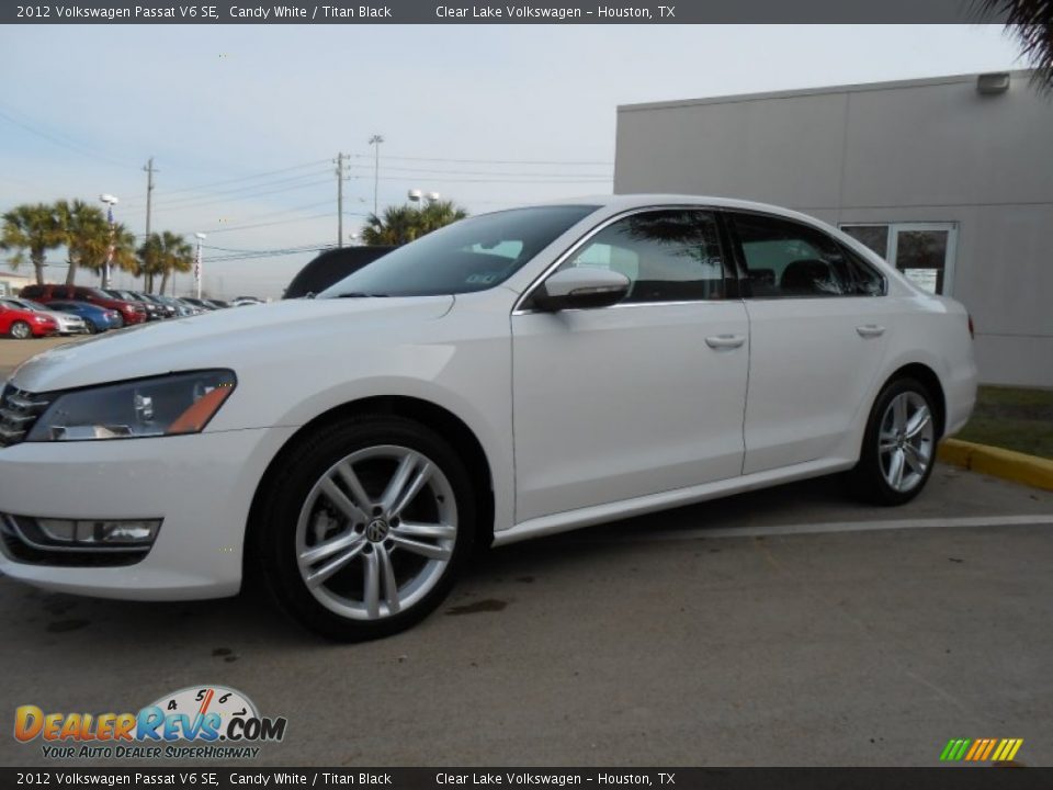 2012 Volkswagen Passat V6 SE Candy White / Titan Black Photo #3