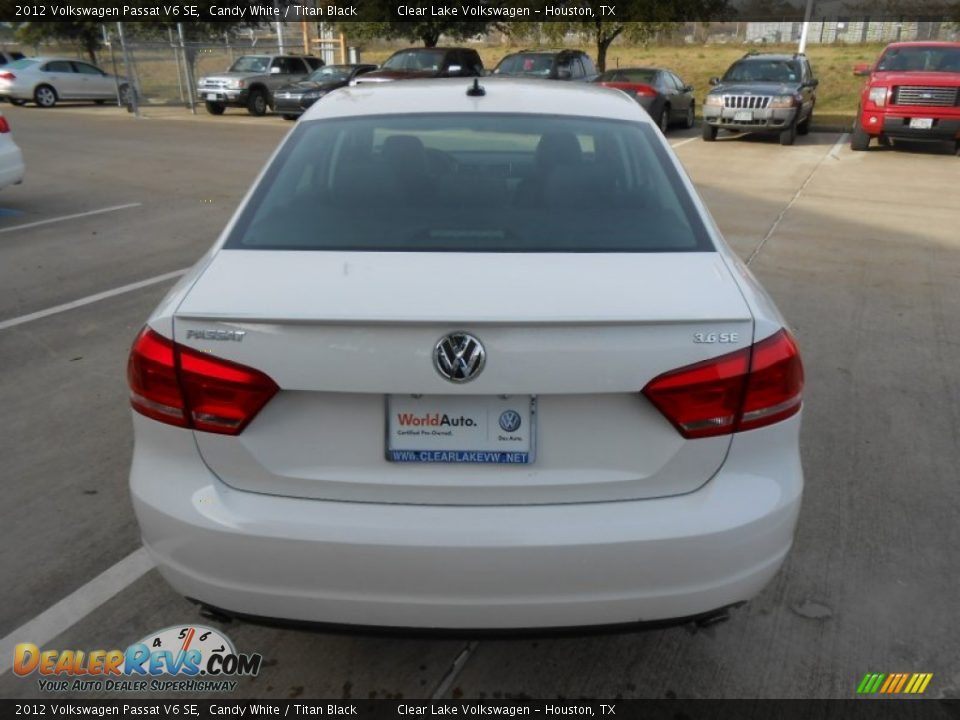 2012 Volkswagen Passat V6 SE Candy White / Titan Black Photo #6