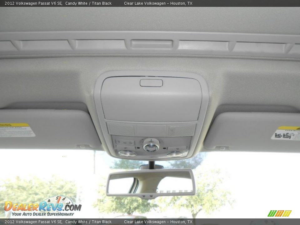 2012 Volkswagen Passat V6 SE Candy White / Titan Black Photo #26