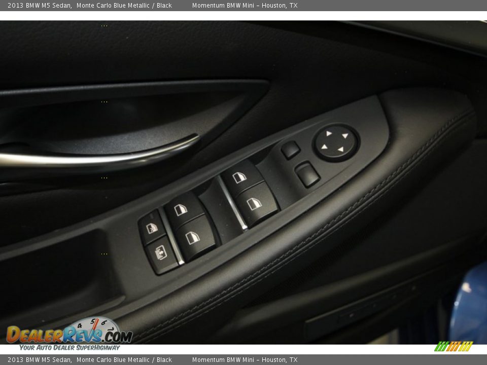 Controls of 2013 BMW M5 Sedan Photo #14