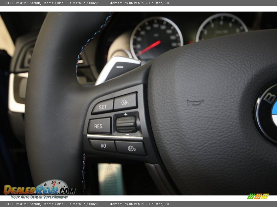 Controls of 2013 BMW M5 Sedan Photo #24