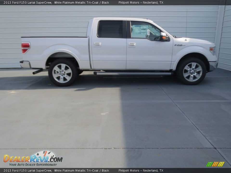 2013 Ford F150 Lariat SuperCrew White Platinum Metallic Tri-Coat / Black Photo #2