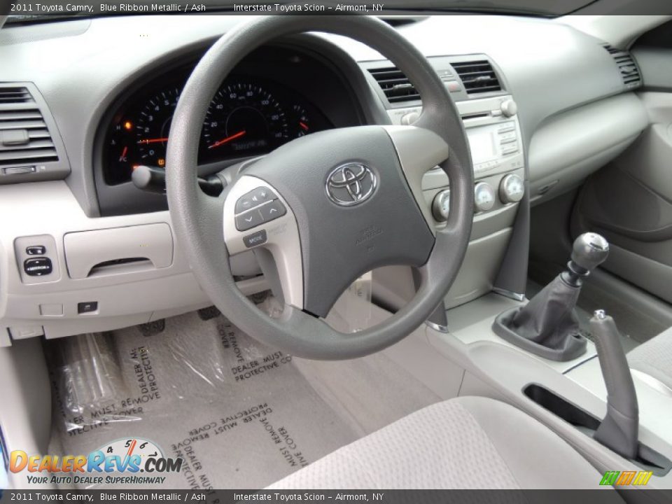 Ash Interior - 2011 Toyota Camry  Photo #10
