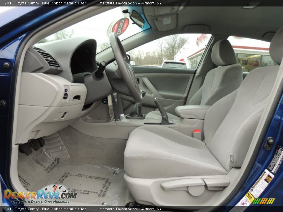 Ash Interior - 2011 Toyota Camry  Photo #11