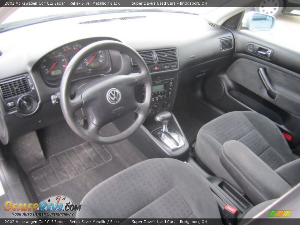Black Interior - 2002 Volkswagen Golf GLS Sedan Photo #17