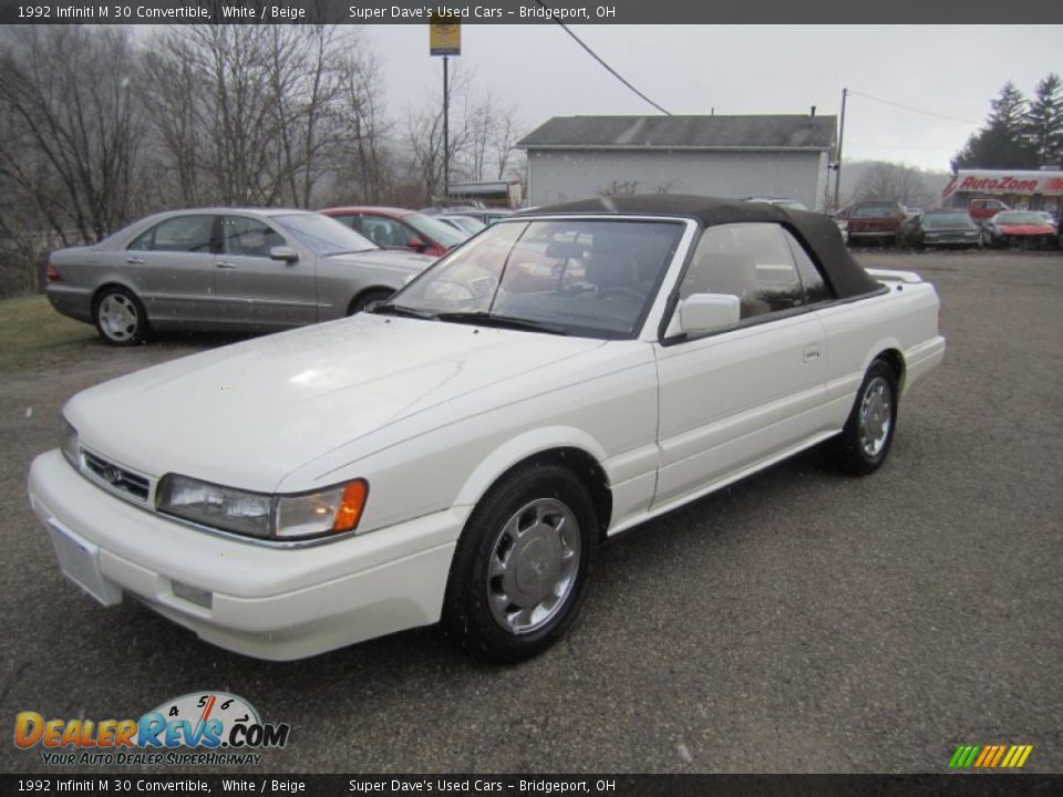 1992 Infiniti M 30 Convertible White / Beige Photo #1