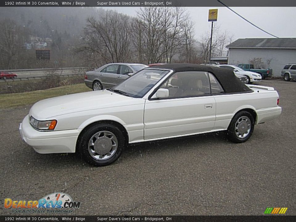 1992 Infiniti M 30 Convertible White / Beige Photo #2