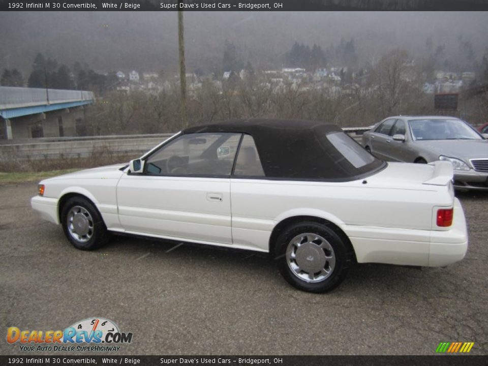 1992 Infiniti M 30 Convertible White / Beige Photo #4