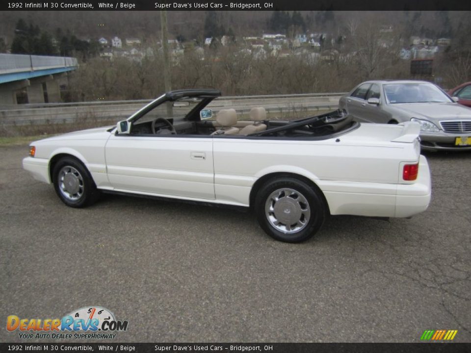 1992 Infiniti M 30 Convertible White / Beige Photo #17