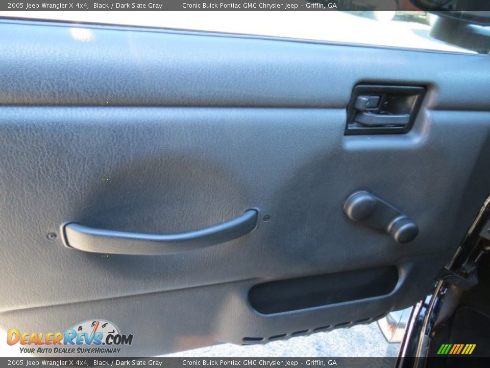 2005 Jeep Wrangler X 4x4 Black / Dark Slate Gray Photo #13