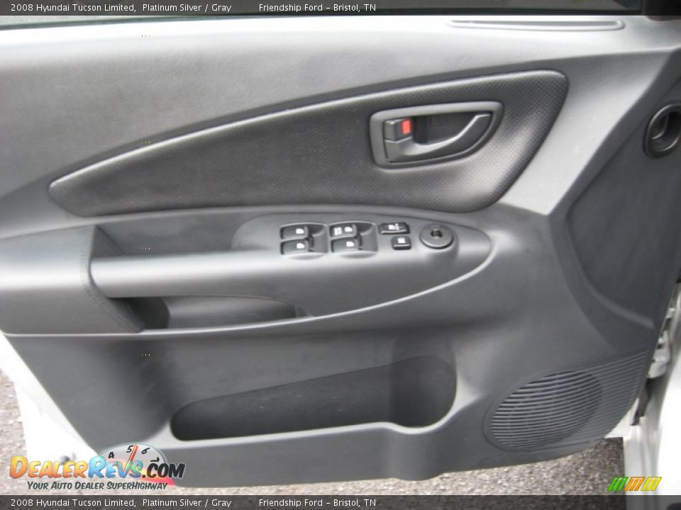 2008 Hyundai Tucson Limited Platinum Silver / Gray Photo #18