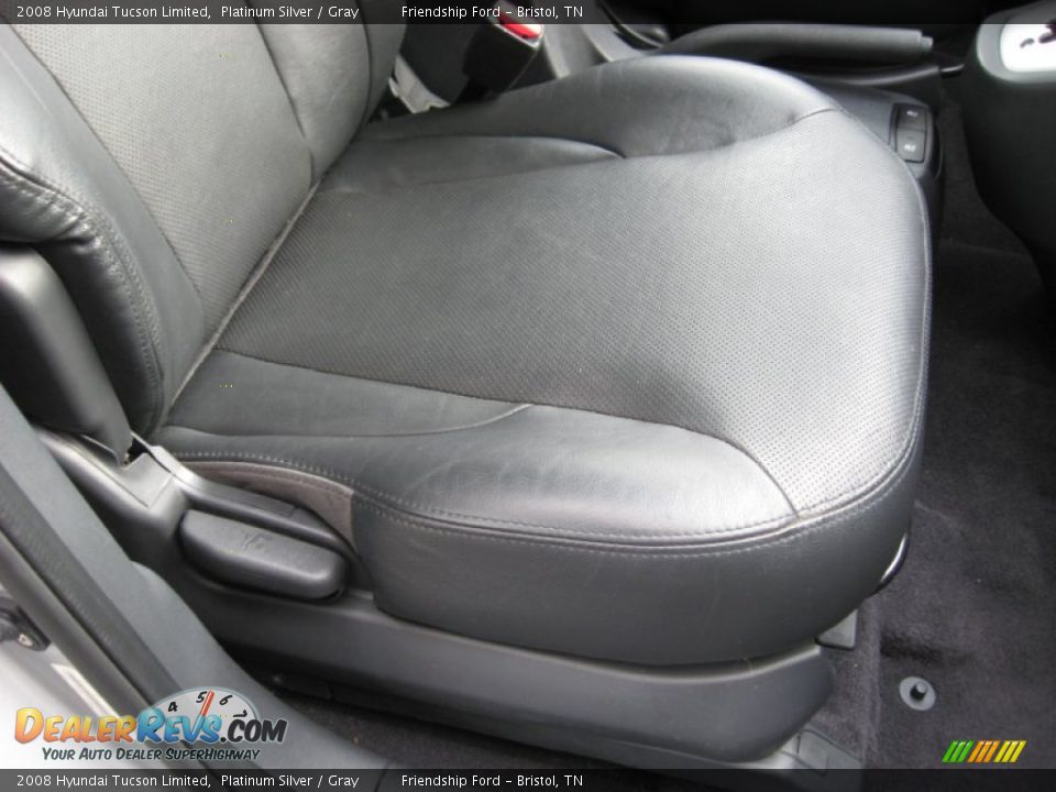 2008 Hyundai Tucson Limited Platinum Silver / Gray Photo #23