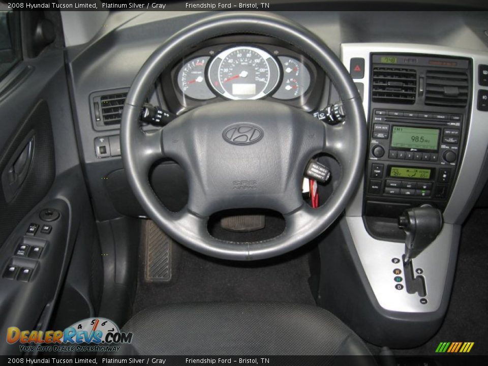 2008 Hyundai Tucson Limited Platinum Silver / Gray Photo #25