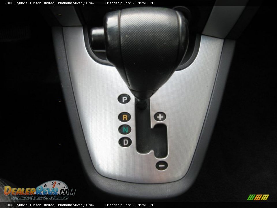 2008 Hyundai Tucson Limited Platinum Silver / Gray Photo #30