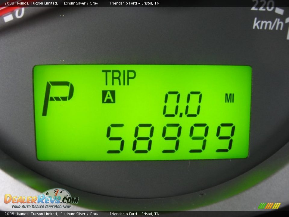 2008 Hyundai Tucson Limited Platinum Silver / Gray Photo #35