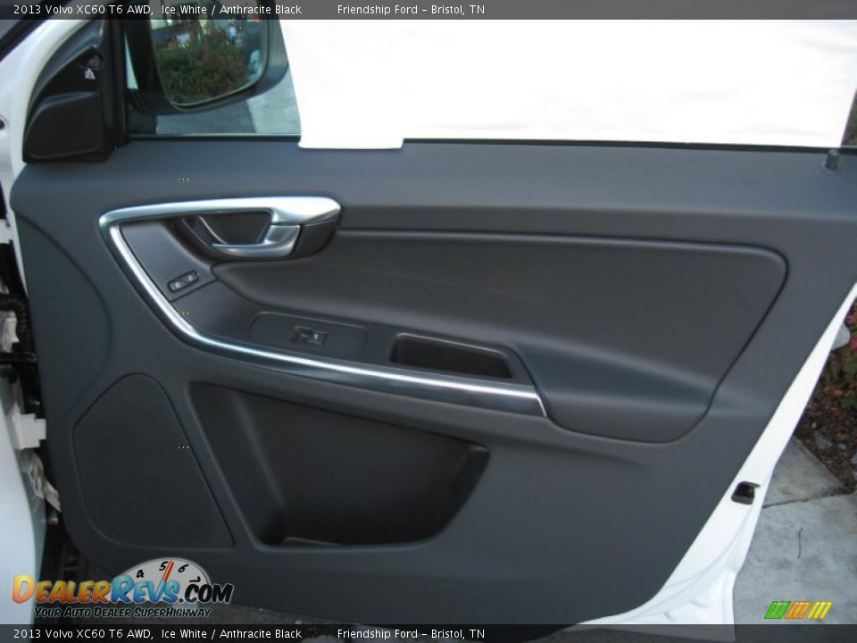 2013 Volvo XC60 T6 AWD Ice White / Anthracite Black Photo #24