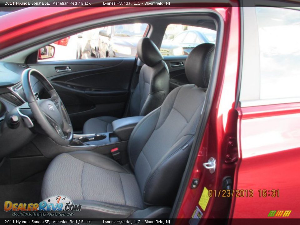 2011 Hyundai Sonata SE Venetian Red / Black Photo #6
