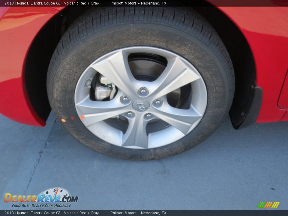 2013 Hyundai Elantra Coupe GS Volcanic Red / Gray Photo #10