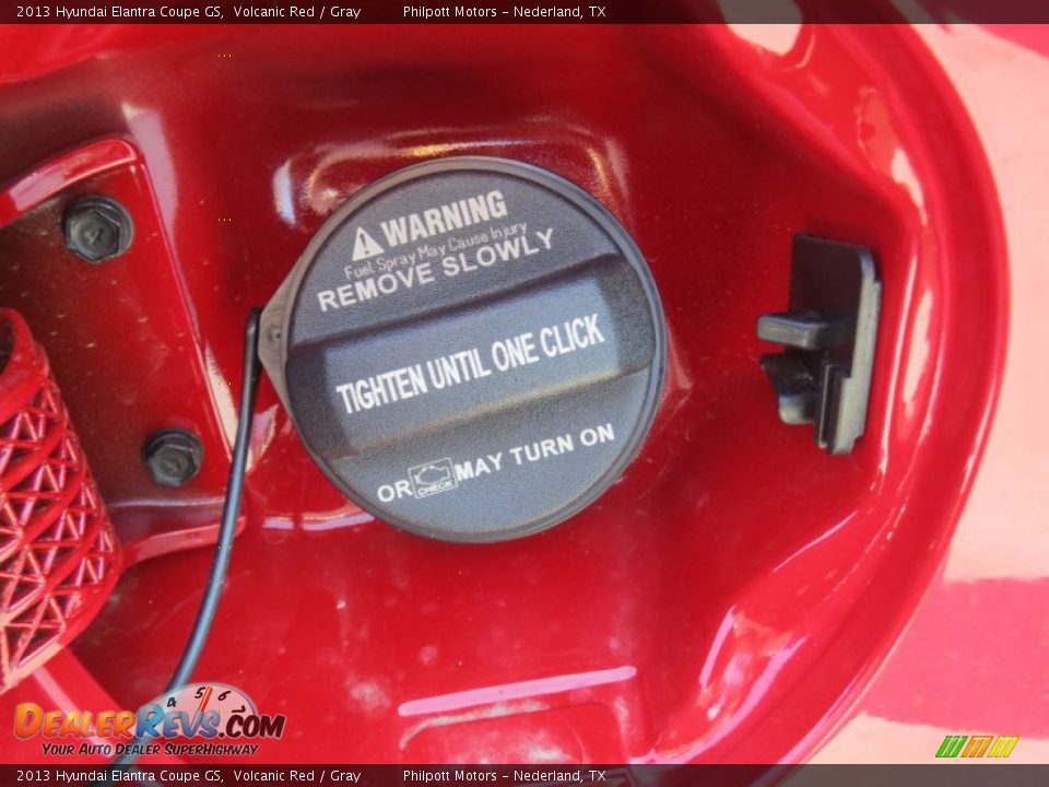 2013 Hyundai Elantra Coupe GS Volcanic Red / Gray Photo #12