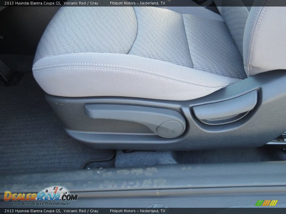 2013 Hyundai Elantra Coupe GS Volcanic Red / Gray Photo #20