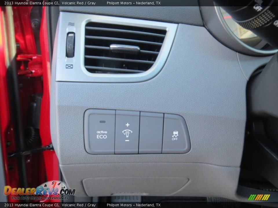 2013 Hyundai Elantra Coupe GS Volcanic Red / Gray Photo #29