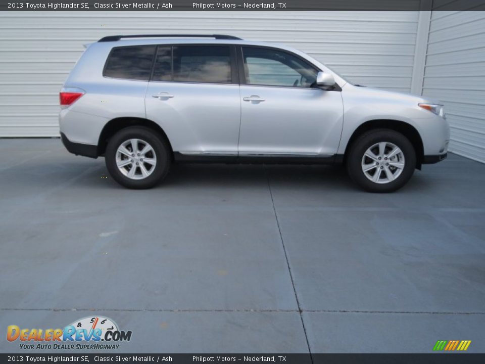 2013 Toyota Highlander SE Classic Silver Metallic / Ash Photo #2