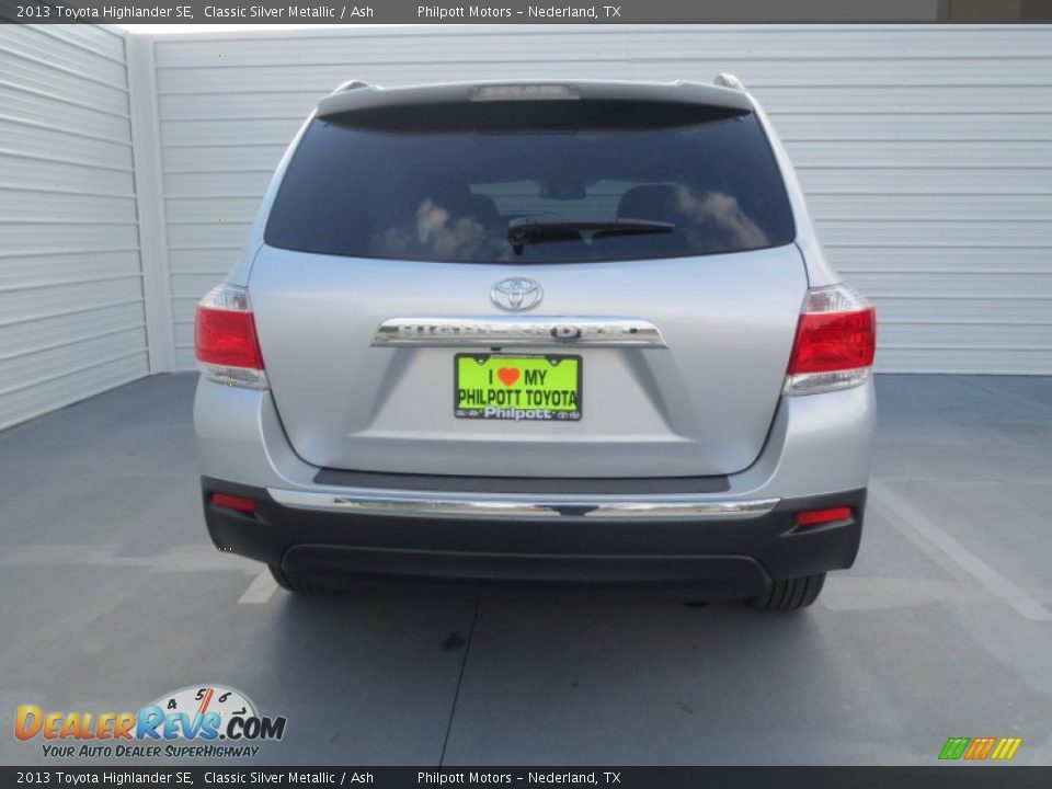2013 Toyota Highlander SE Classic Silver Metallic / Ash Photo #4
