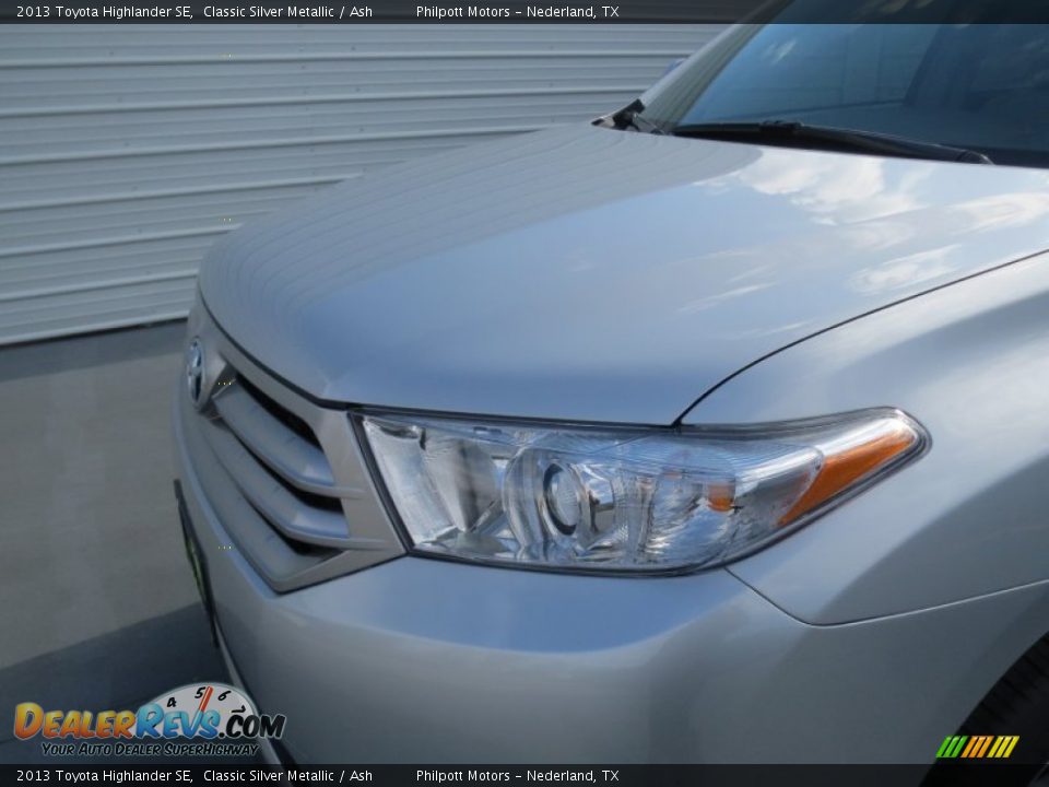 2013 Toyota Highlander SE Classic Silver Metallic / Ash Photo #9