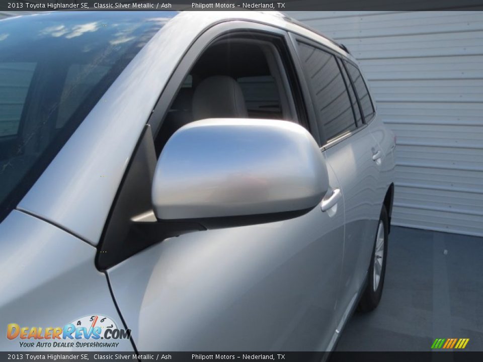 2013 Toyota Highlander SE Classic Silver Metallic / Ash Photo #11
