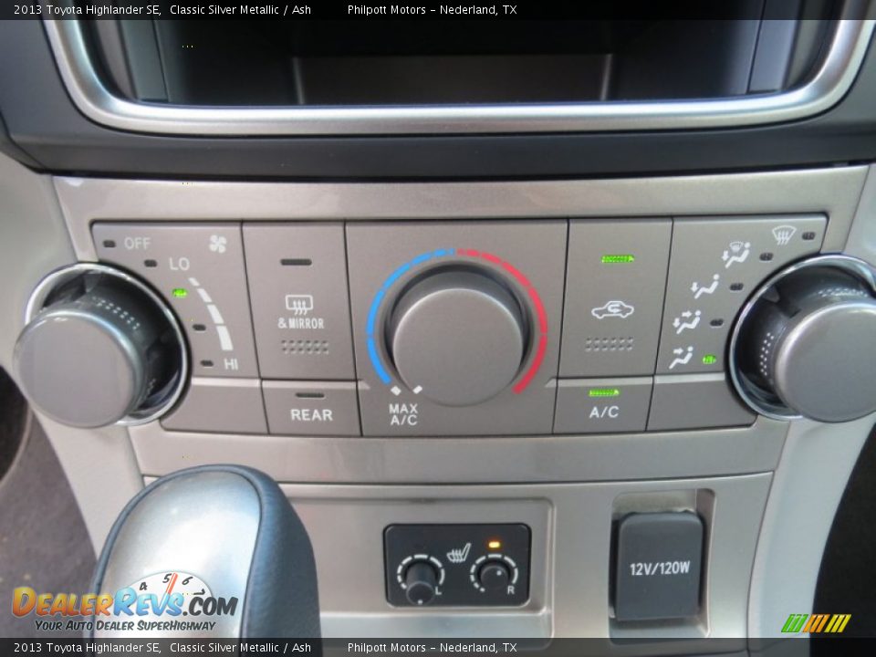 2013 Toyota Highlander SE Classic Silver Metallic / Ash Photo #28