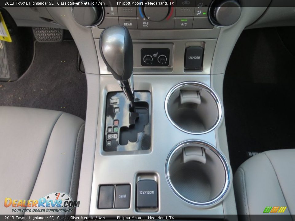 2013 Toyota Highlander SE Classic Silver Metallic / Ash Photo #31