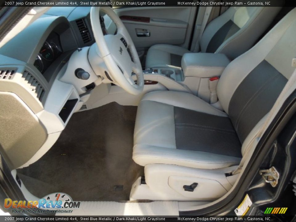 Front Seat of 2007 Jeep Grand Cherokee Limited 4x4 Photo #8
