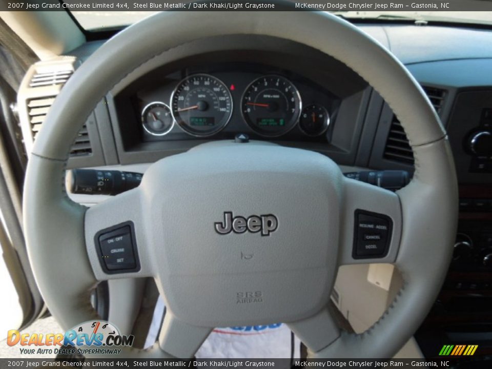2007 Jeep Grand Cherokee Limited 4x4 Steel Blue Metallic / Dark Khaki/Light Graystone Photo #16