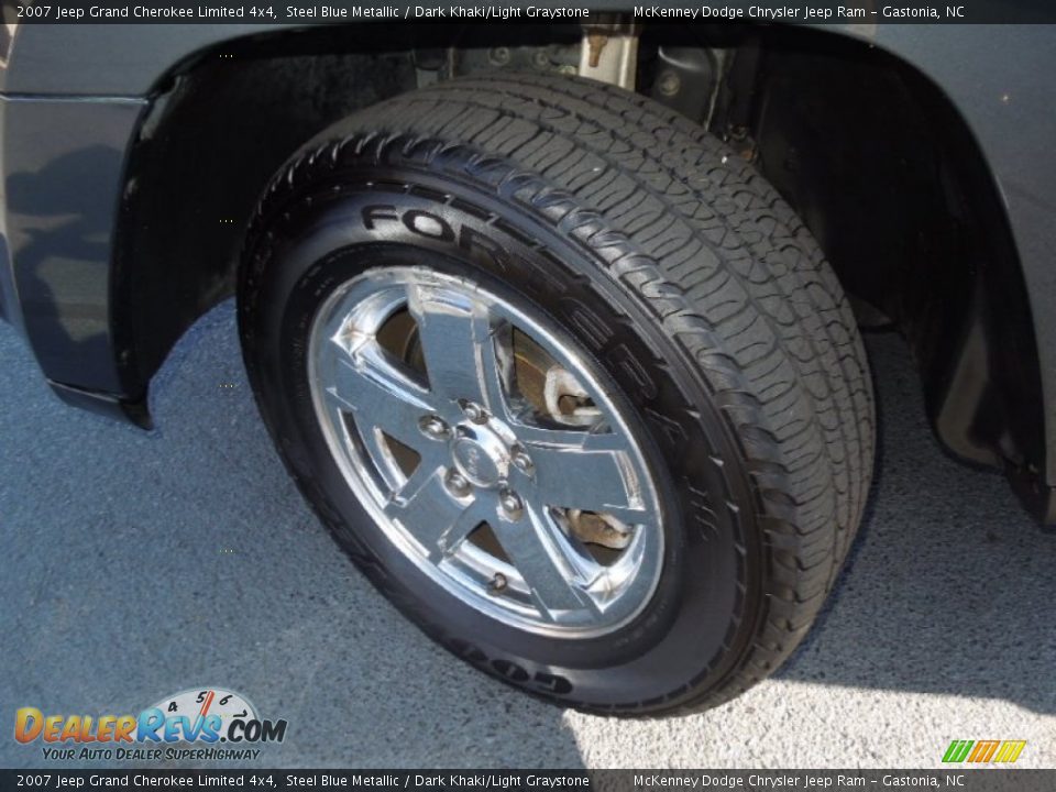 2007 Jeep Grand Cherokee Limited 4x4 Steel Blue Metallic / Dark Khaki/Light Graystone Photo #22
