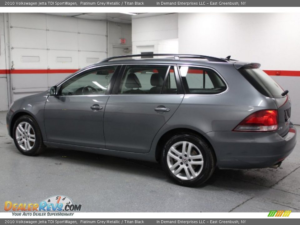 2010 Volkswagen Jetta TDI SportWagen Platinum Grey Metallic / Titan Black Photo #9