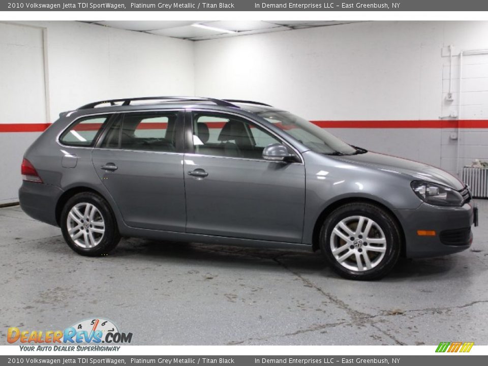2010 Volkswagen Jetta TDI SportWagen Platinum Grey Metallic / Titan Black Photo #17