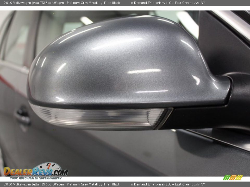 2010 Volkswagen Jetta TDI SportWagen Platinum Grey Metallic / Titan Black Photo #21