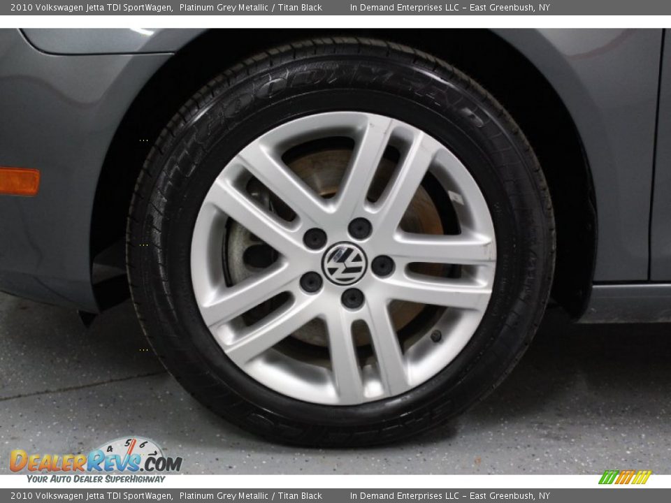 2010 Volkswagen Jetta TDI SportWagen Platinum Grey Metallic / Titan Black Photo #30