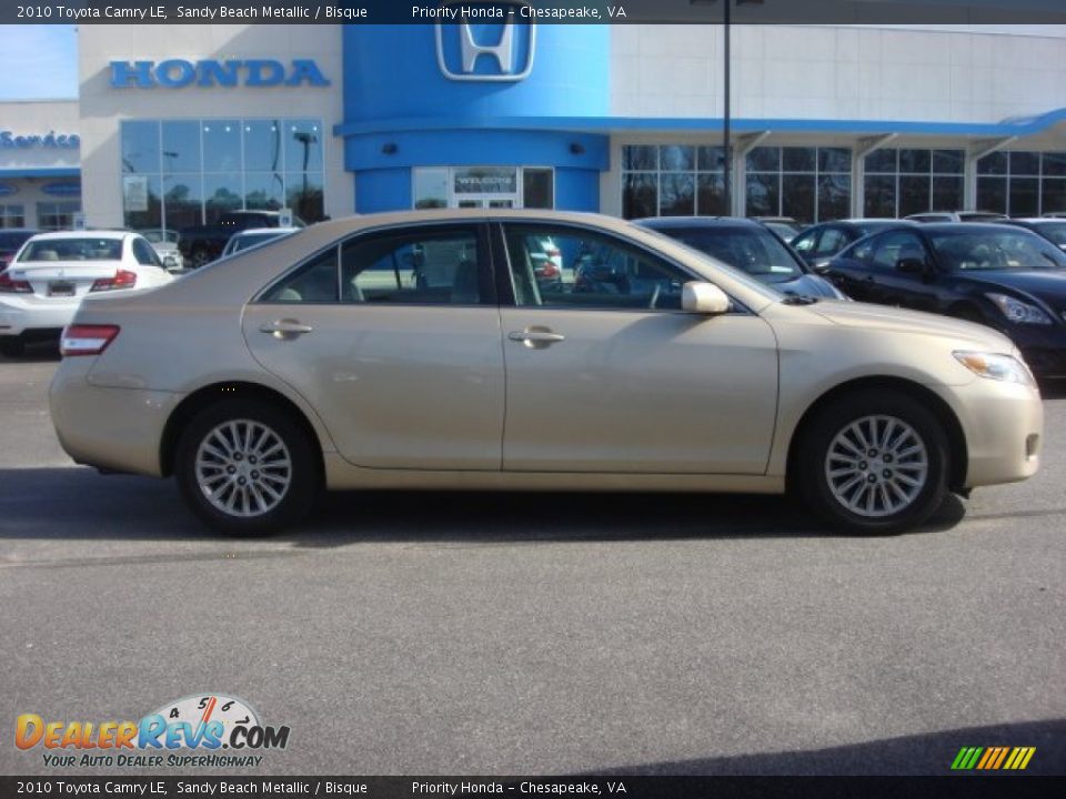 2010 Toyota Camry LE Sandy Beach Metallic / Bisque Photo #6