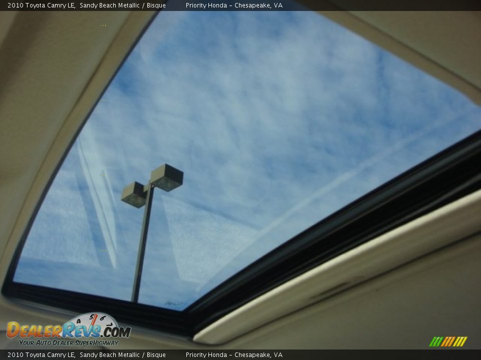 2010 Toyota Camry LE Sandy Beach Metallic / Bisque Photo #12
