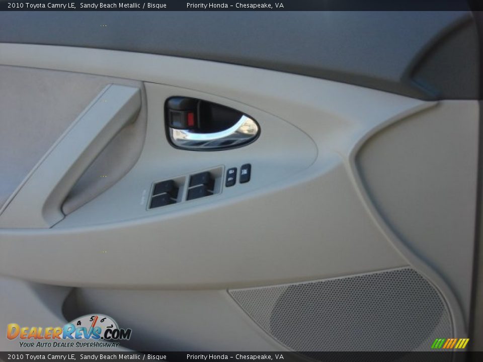 2010 Toyota Camry LE Sandy Beach Metallic / Bisque Photo #13