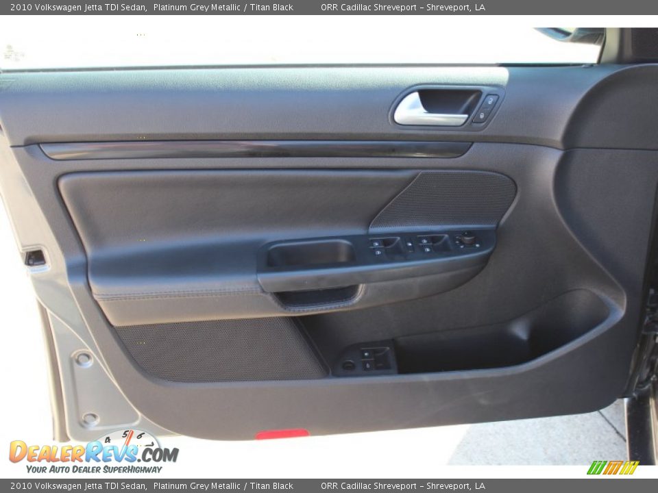 2010 Volkswagen Jetta TDI Sedan Platinum Grey Metallic / Titan Black Photo #12