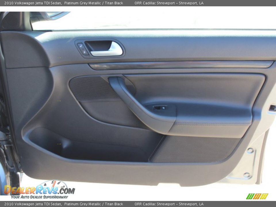 2010 Volkswagen Jetta TDI Sedan Platinum Grey Metallic / Titan Black Photo #14