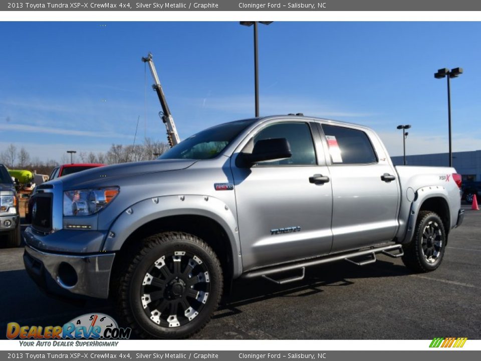 Front 3/4 View of 2013 Toyota Tundra XSP-X CrewMax 4x4 Photo #1