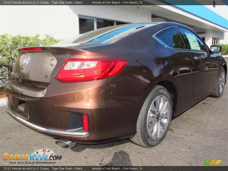 2013 Honda Accord LX-S Coupe Tiger Eye Pearl / Black Photo #3