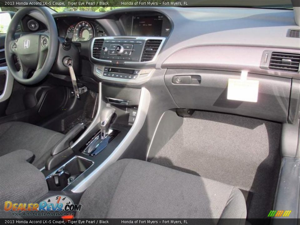 2013 Honda Accord LX-S Coupe Tiger Eye Pearl / Black Photo #4