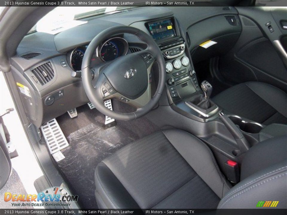2013 Hyundai Genesis Coupe 3.8 Track White Satin Pearl / Black Leather Photo #10